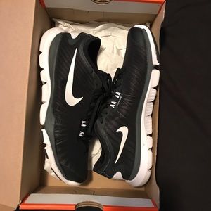 Nike Flex Supreme TR 4